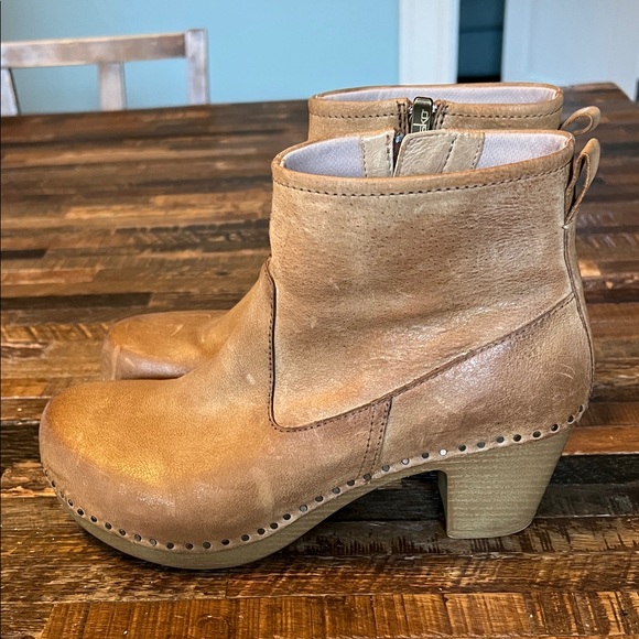 Dansko Sarah Chestnut/Tan Leather Clog-Style Ankle Booties - Picture 4 of 8